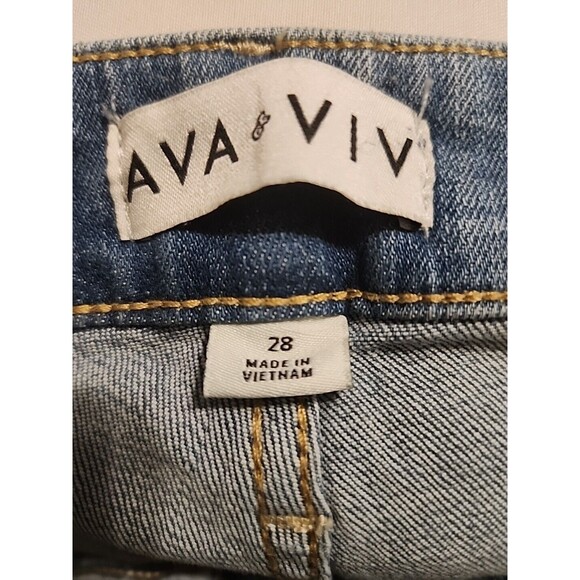 Ava & Viv High-Rise Flare Jeans Light‎ Wash Women's Plus Size 28 - Picture 7 of 9